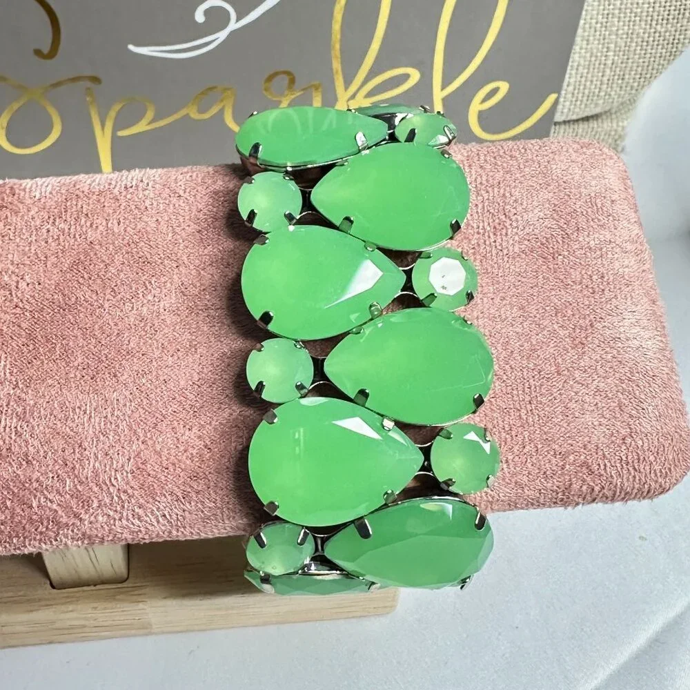 Park Lane South Beach Mint Green Stretch Bracelet Retired Hostess Exclusive - Picture 4 of 6
